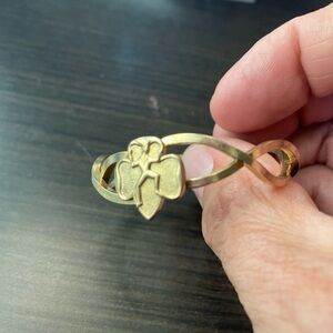 1960s Brownie Girl Scout Vintage Hinge Bracelet and Case.Pre-Owned.